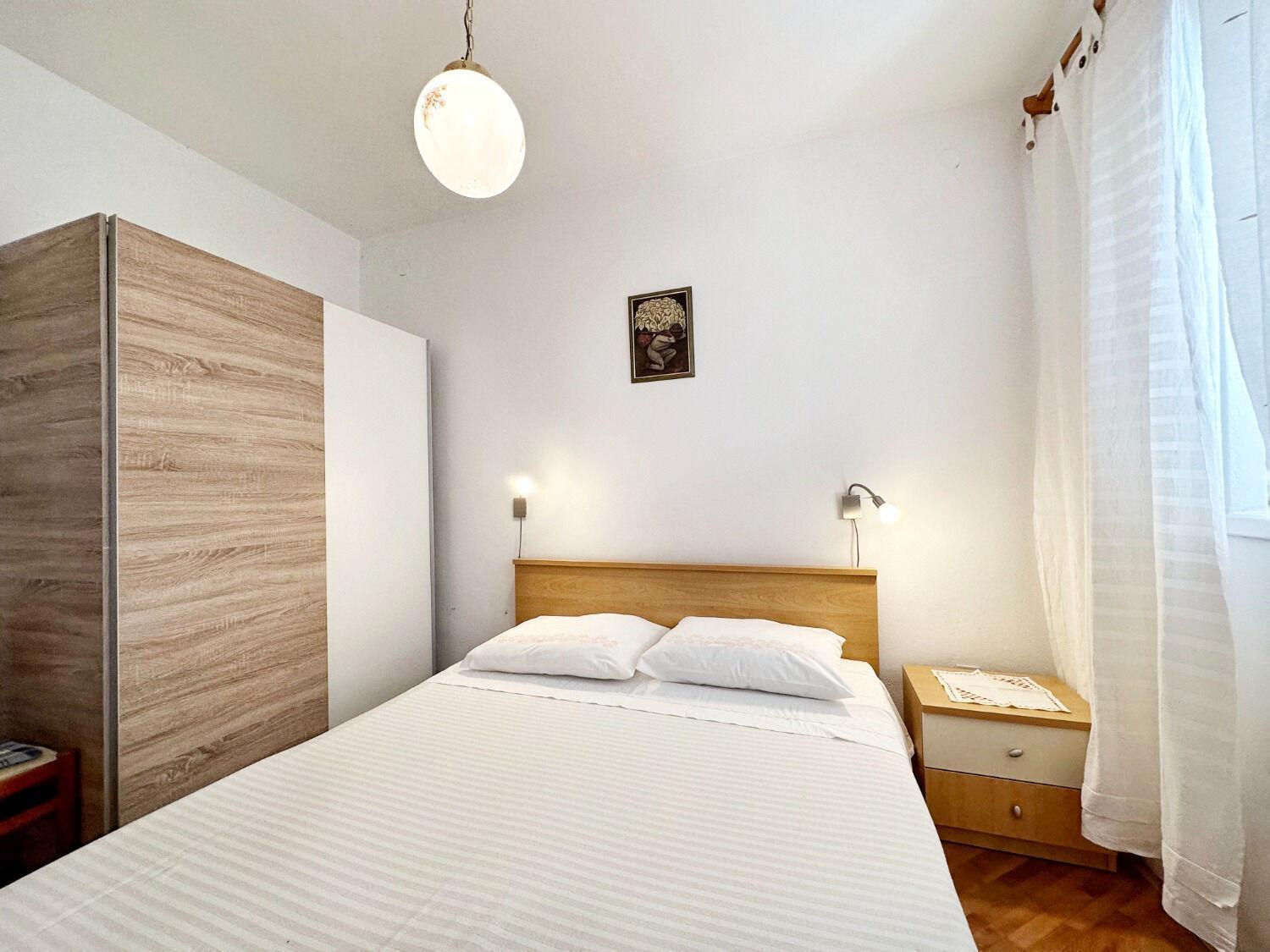 Apartments Mihaela - sea view Trogir Bagian luar foto