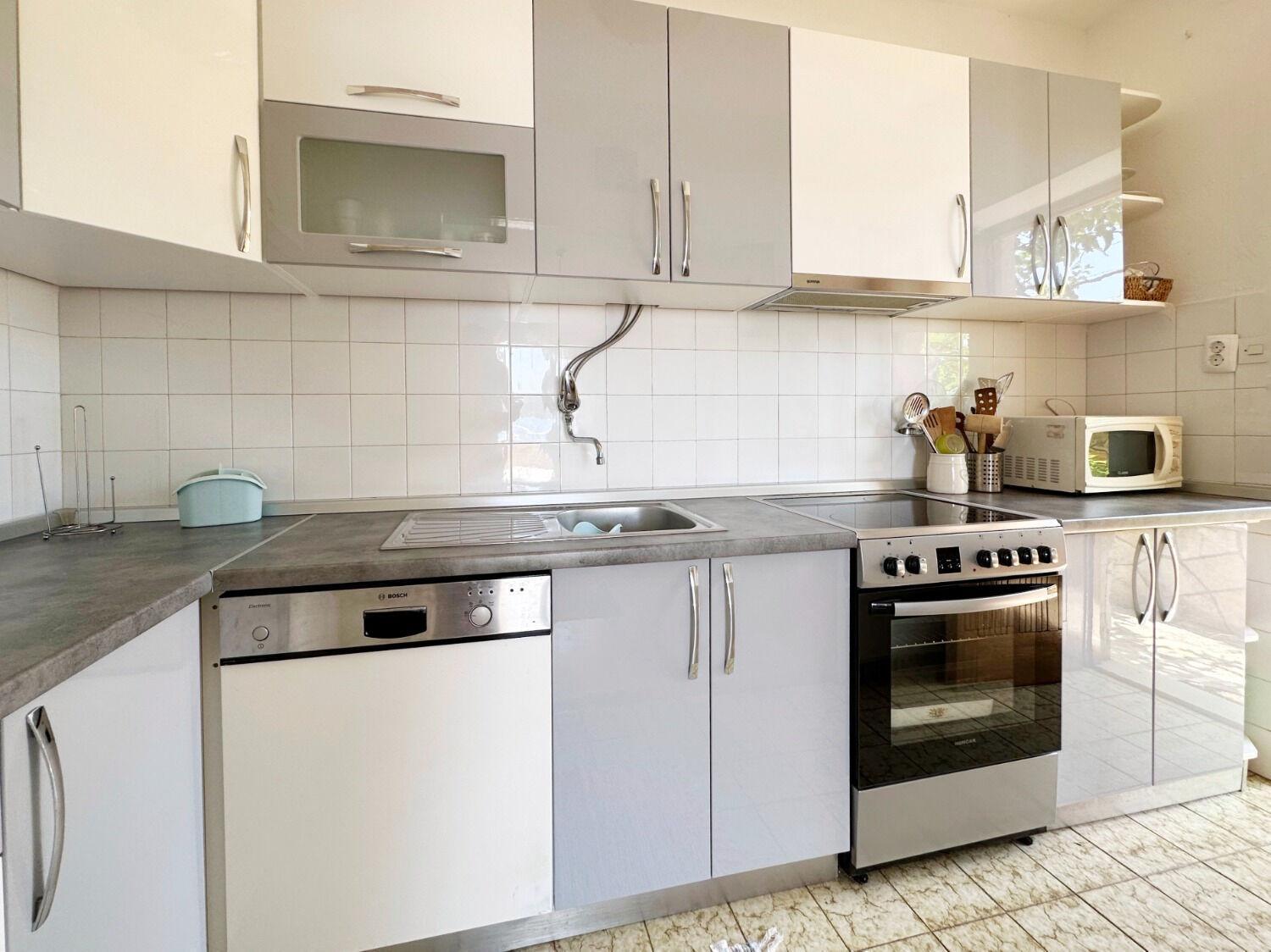 Apartments Mihaela - sea view Trogir Bagian luar foto