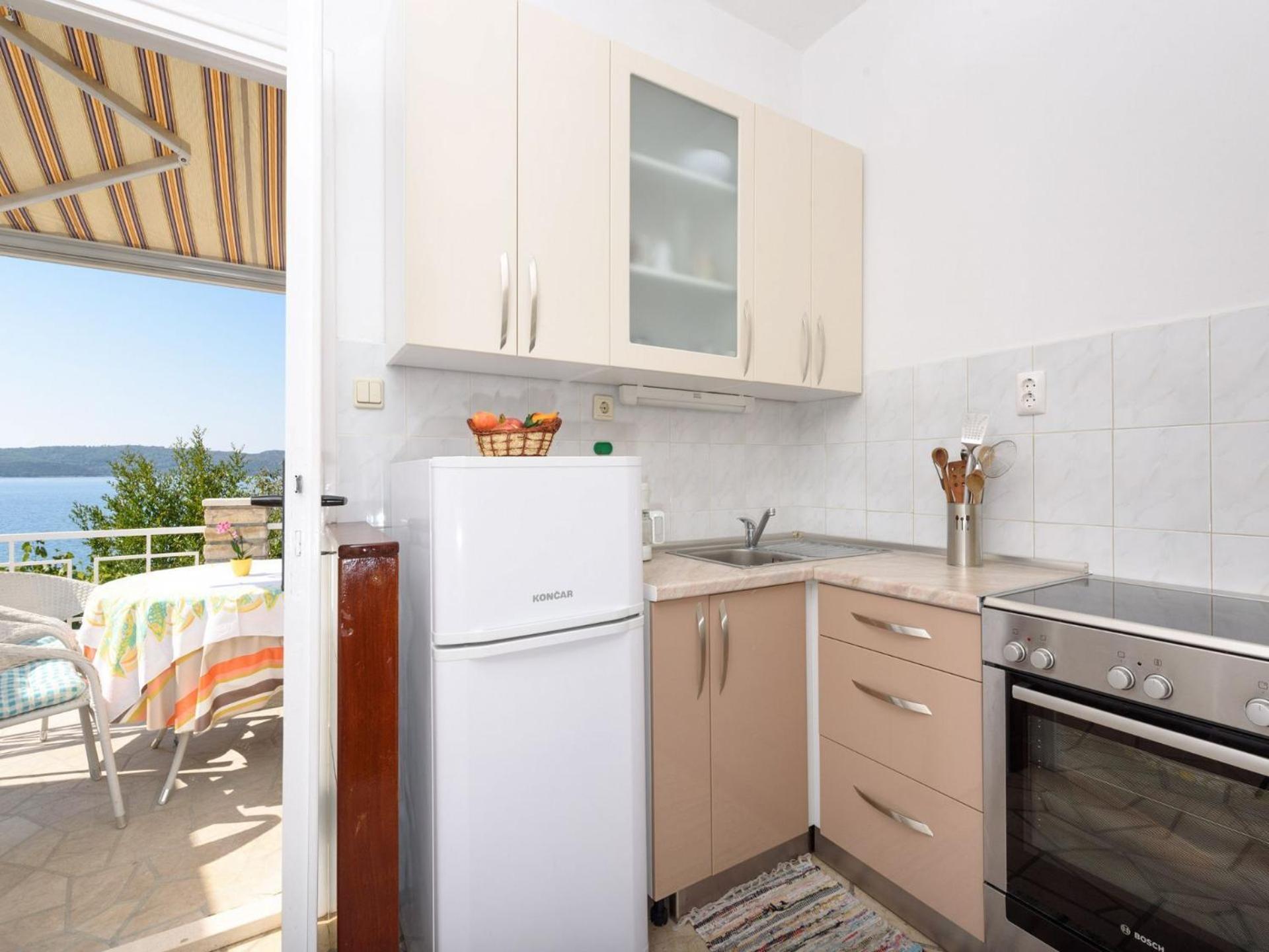 Apartments Mihaela - sea view Trogir Bagian luar foto